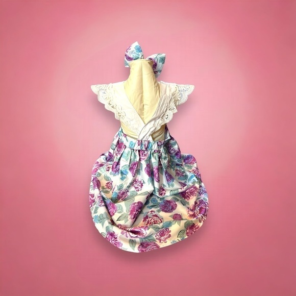 Girl high low dress v neck with floral skirt and crochet accents‎ size 24… - Picture 4 of 12